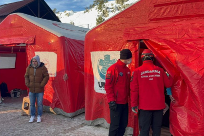 Kartalkaya'da sahra hastanesi kuruldu