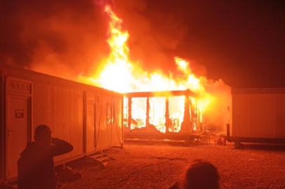 İşçilerin kaldığı konteynerde yangın: 2 yaralı