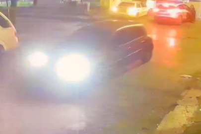 Bursa'da uygulamadan kaçtı, polis aracına çarptı