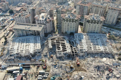 269 kişiye mezar olan Rönesas Rezidans'ın müteahhidi konuştu