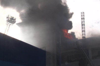 Tekstil atölyesi alev alev yandı