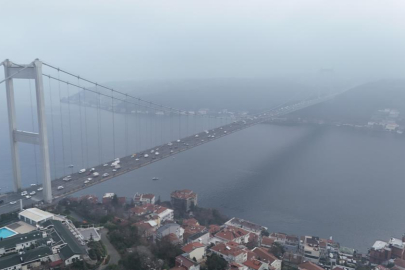 İstanbul'da iki yaka arasında sis etkili oldu