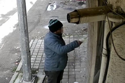 Bursa'da 20 saattir ekiplere direniyor: Kundaklama görüntüleri oraya çıktı
