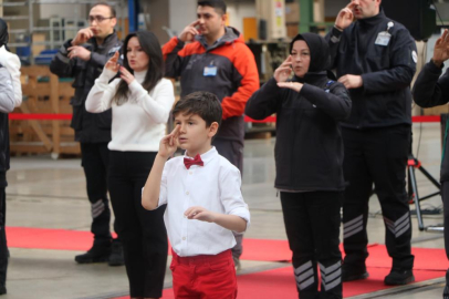 Büyükşehir’de hizmet artık bir işarete bakıyor