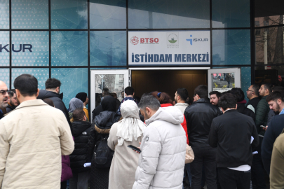 OKİM’de bir günde 250 kişi iş sahibi oldu