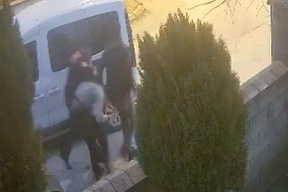 Bursa'da şehir magandalarını çöp atmaya çıkan jandarma yakaladı