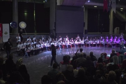 Barış Manço Osmangazi’de muhteşem konserle anıldı