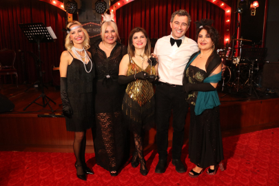 SANART BUSADER'den kabare gecesi