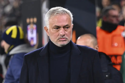 Jose Mourinho bir ilkin peşinde