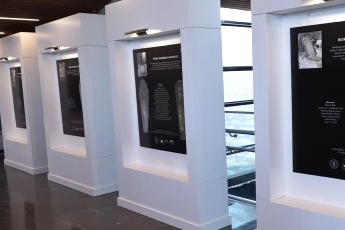 Osmangazi'de Kadın Mezar Taşları Sergisi ziyarete açıldı