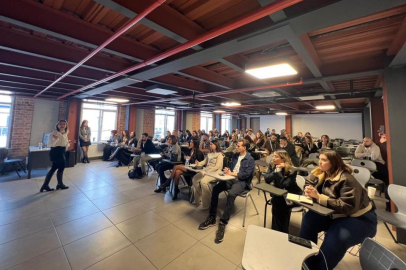 Büyükşehir, ‘Bağımlılık ve İyileşme Sempozyumu’nda yerini aldı