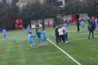 Amatör maçta hakeme tekme tokatlı saldırı