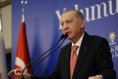 Cumhurbaşkanı Erdoğan: "Sloganlarla milleti aldatmaya çalışıyorlar"