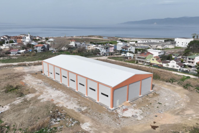 Gemlik Spor Salonu açılış için gün sayıyor