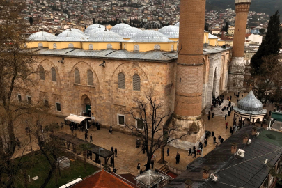 Ulu Cami'nin Ramazan mahyası değişti