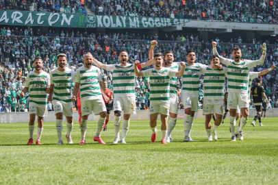 Bursaspor, evinde gol olup yağdı: 4-0