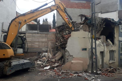 Osmangazililerin güvenliği için metruk binalar yıkılıyor