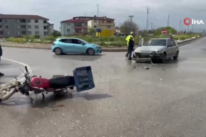 Bursa'da otomobil ile motosiklet çarpıştı:1 yaralı