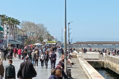 Bursa'da güneşi gören Mudanya Sahili'ne koştu