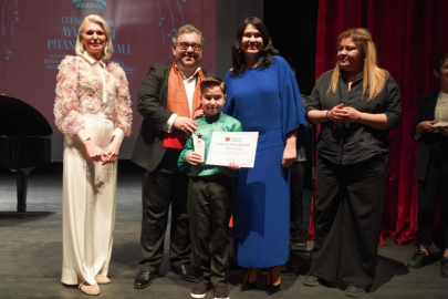 Uluslararası Ayva Çiçeği Piyano Festivali başladı