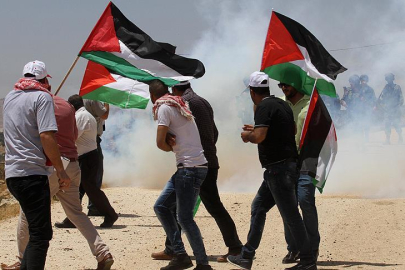 Batı Şeria'da halk "Gazze için" genel greve gitti