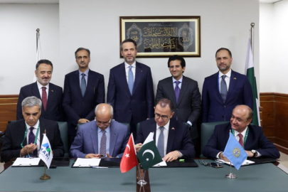 Bayraktar, Pakistan Madencilik Yatırım Forumu'na katıldı