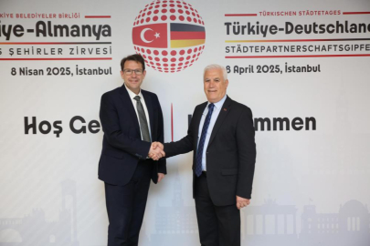 Bozbey, Türkiye-Almanya Kardeş Şehirler Zirvesi’ne katıldı