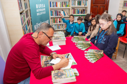 Bursalı minik okurlara kitap bilinci aşılandı
