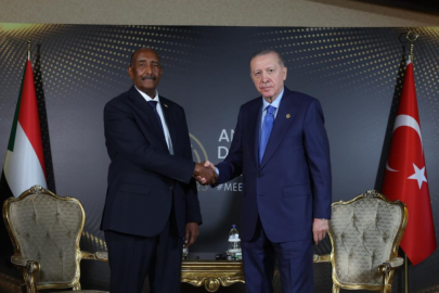 Cumhurbaşkanı Erdoğan, Sudan Egemenlik Konseyi Başkanı Ek Burhan ile görüştü
