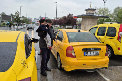 Taksicilerden insanlık ölmemiş dedirten hareket