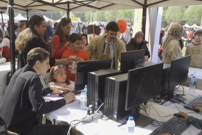 Bursa'da ‘Akıllı Şehir Oyunları’ minik oyuncularla buluştu