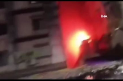 Hindistan'da otel yangını: 14 ölü