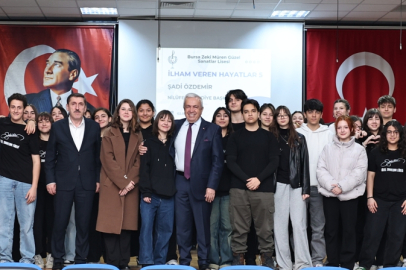 Özdemir'den gençlere tavsiye: Mücadeleyi hiçbir zaman bırakmayın