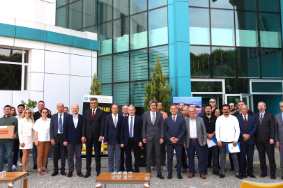 Uludağ Üniversitesi'nde kitap kurtları ödüllendirildi