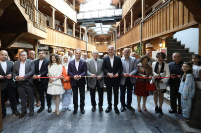 İnegöl Kent Müzesi’nde 'Taşın Kalbi' sergisi ziyarete açıldı