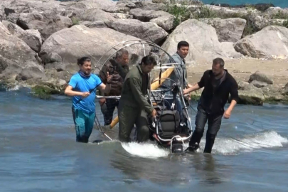 19 Mayıs gösterisinde paramotor kazası: 1 yaralı