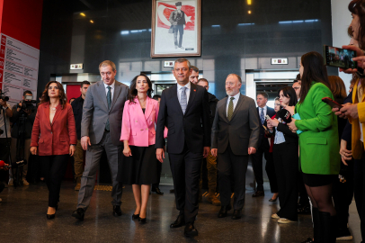 CHP lideri Özgür Özel, DEM Parti heyetini kabul etti