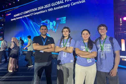 Türk gençlerden Çin'de büyük başarı