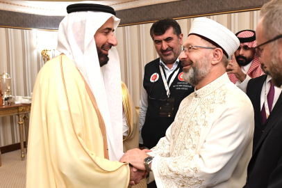 Başkan Erbaş, Cidde'de "Büyük Hac Sempozyumu"na katıldı