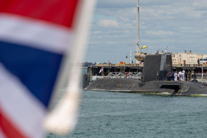 İngiltere denizaltı filosunu büyütüyor: 12 denizaltı