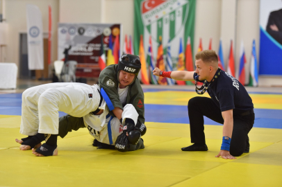 Yıldırım’da göğüs göğüse mücadele: Dünya Şampiyonası'na büyük ilgi