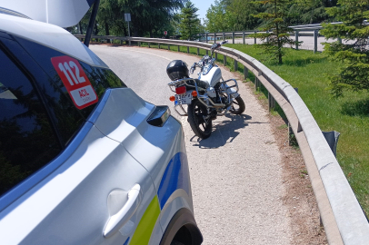 Motosikletten düşen sürücü yaralandı