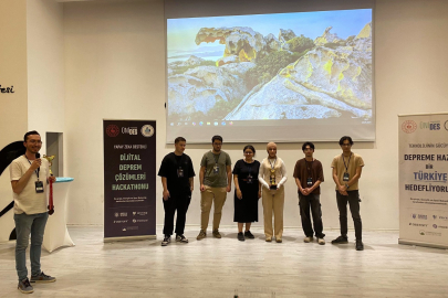 BTÜ'de dijital deprem çözümleri hackathonu: Gençler afetlere çözüm üretti