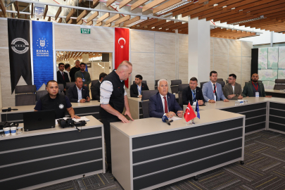 Yangın kontrol altında: Bozbey'den anız uyarısı ve destek mesajı