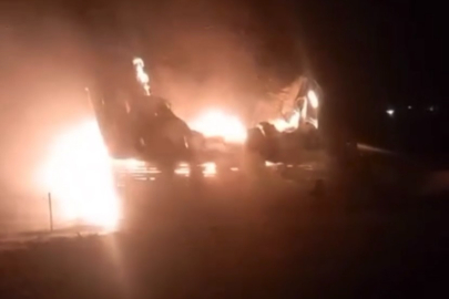 Çanakkale’de yıldırım düşen bungalov küle döndü