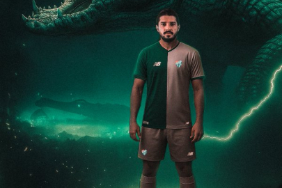 Bursaspor, sol bek mevkisini güçlendirdi: Yeni transfer hazır