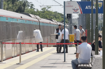 Marmaray'da intihar olayı: Seferler gecikmeli devam ediyor