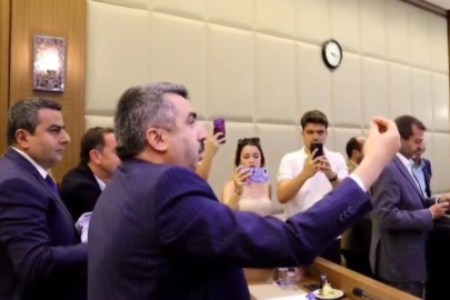 Bursa Büyükşehir Meclisi'nde gerginlik