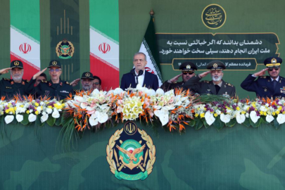 Pezeşkiyan: "Nükleer silah peşinde değiliz"