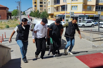 1 kilo 360 gram uyuşturucu ele geçirildi: 8 gözaltı